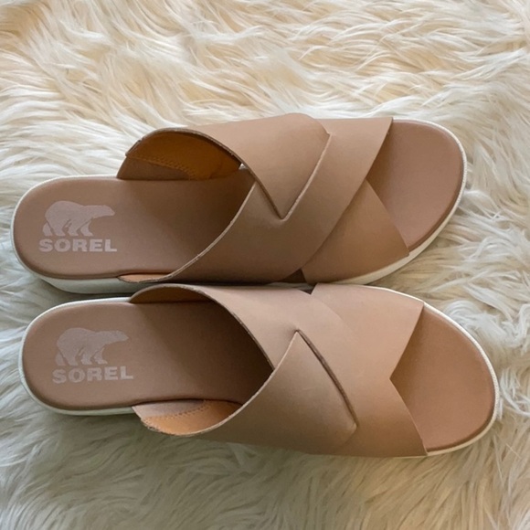 Sorel Women’s Cameron Slip On Leather Flatform Crisscross Mule Sandal Size 9.5 - Picture 7 of 11